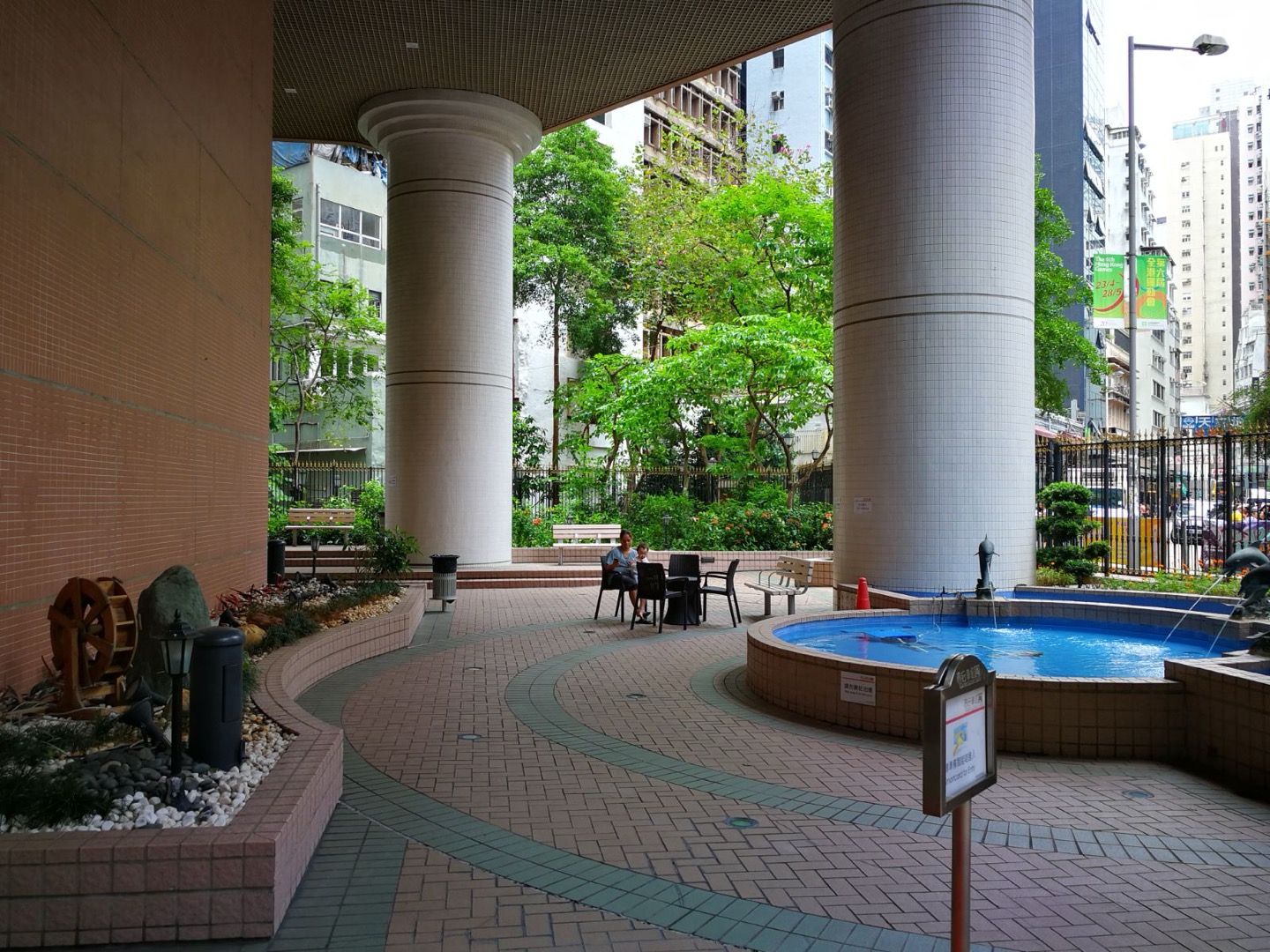 Queen's Terrace两房单位照片 19