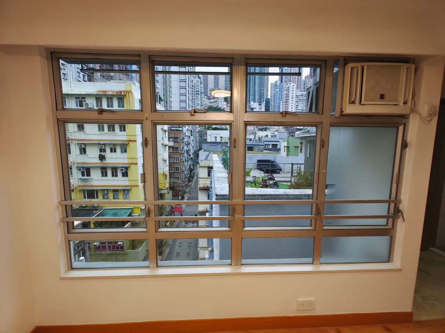 Tung Sing House開放式單位相片 2