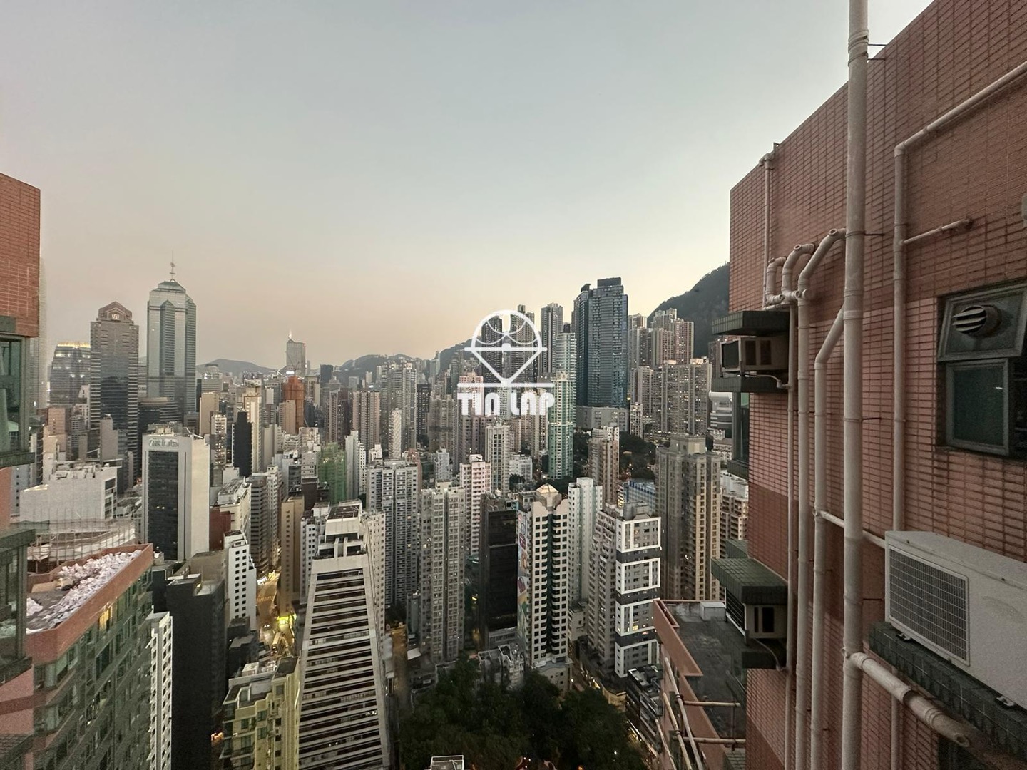 Queen's Terrace開放式單位相片 12