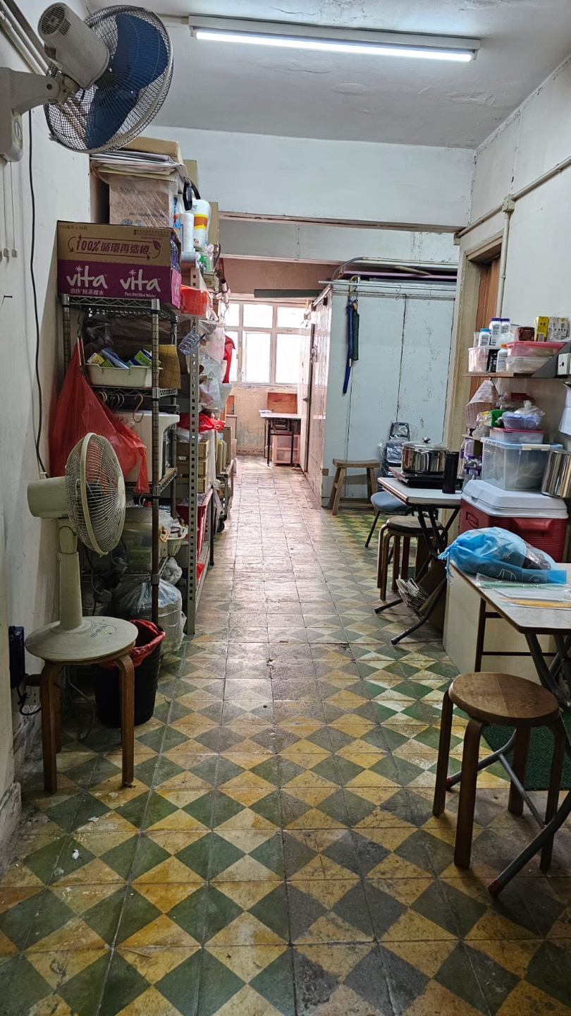 Luen Tak Building兩房單位相片 5